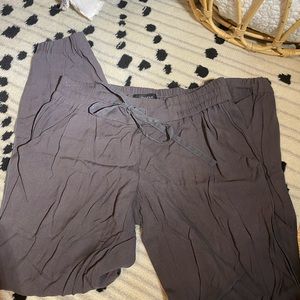 ARITZIA TALULA DARK GREY JOGGERS